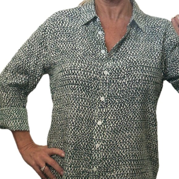 Beautiful 100% silk hunter green/white print blouse, M - Picture 1 of 12